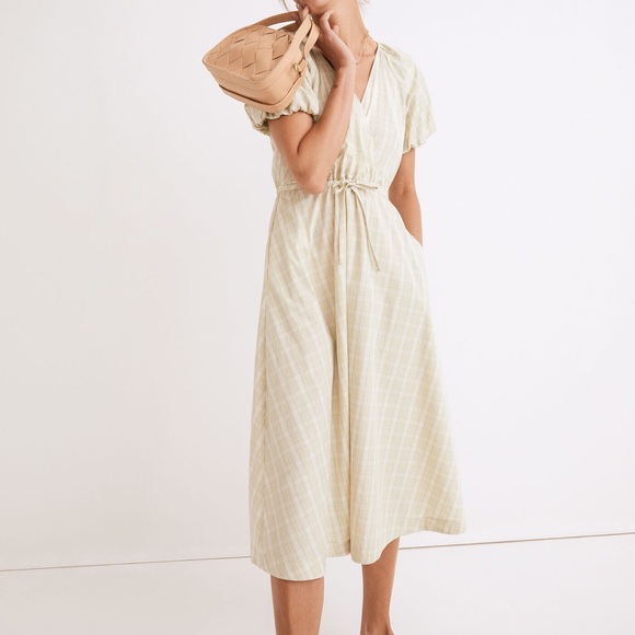 Madewell Dresses & Skirts - Madewell Light Green Plaid Midi Dress